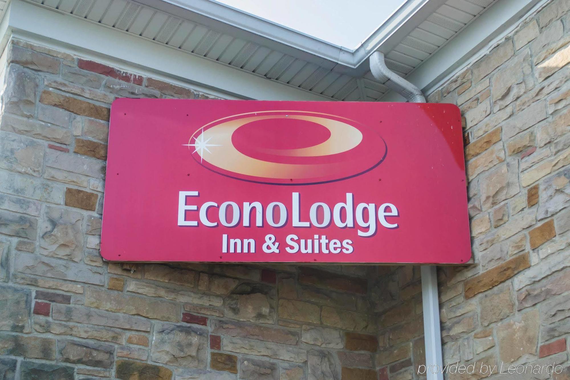 Econo Lodge Newton Falls Екстер'єр фото